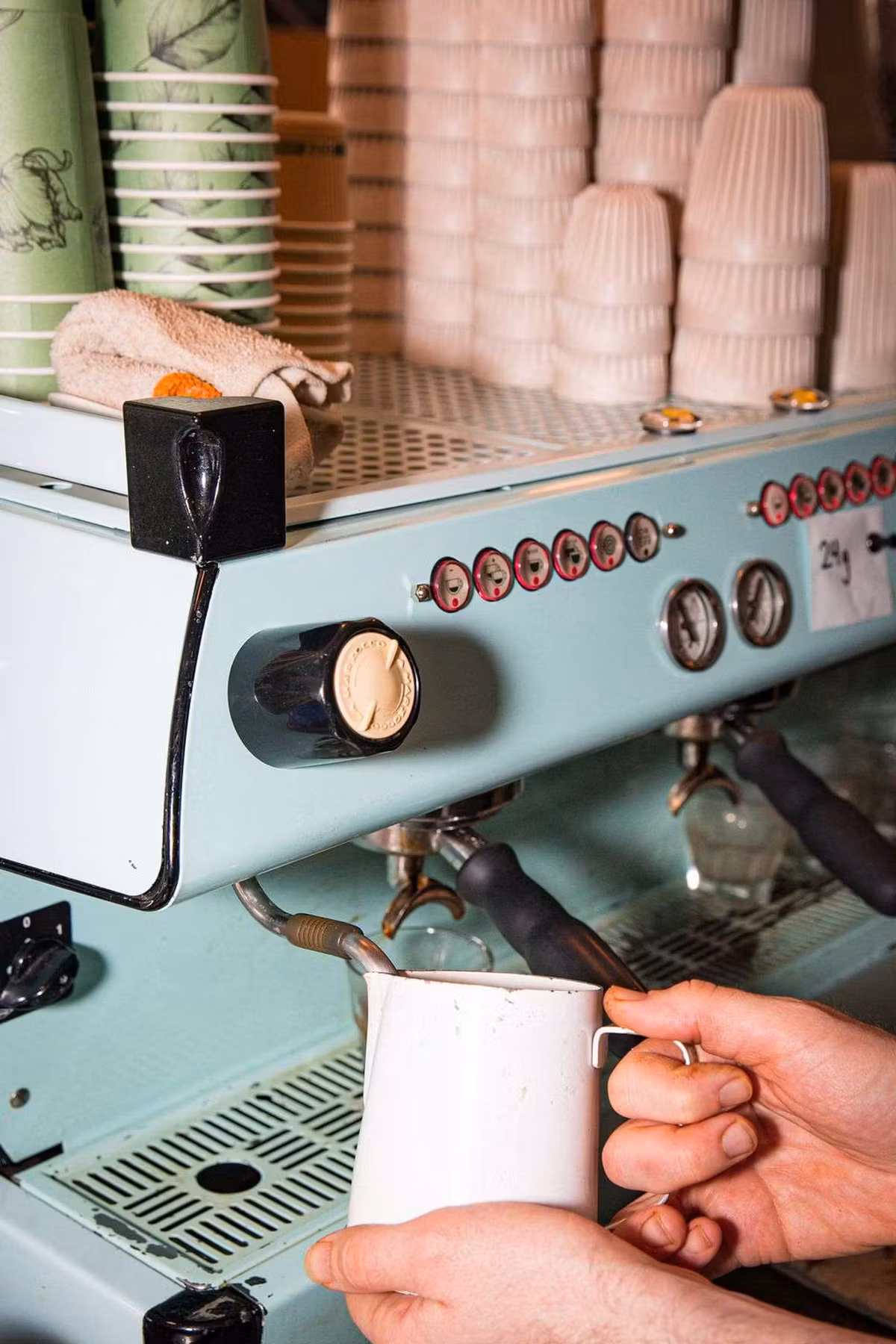 Steaming milk to a microfoam at Chapel Street Cafe