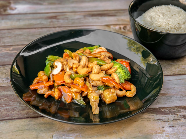 .Chicken w Cashews Veg