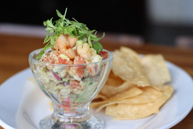 SEAFOOD GUAC