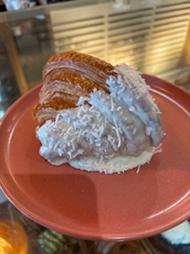 COCONUT CROISSANT
