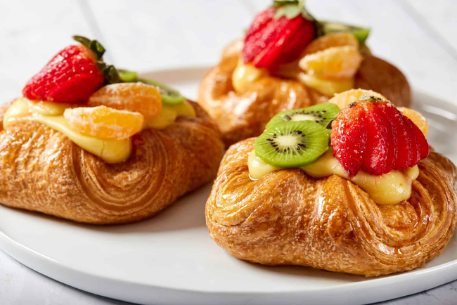 FRUIT PASTRY
