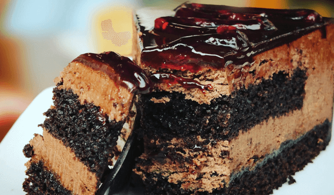 CHOCOLATE MOUSSE CAKE