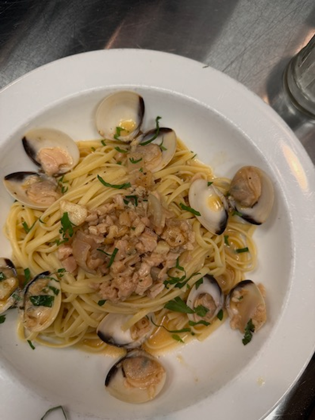 LINGUINE ALLA VONGOLE