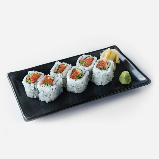 Spicy Tuna & Tempura Flakes Roll