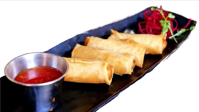 Spring Rolls (4 Pieces)