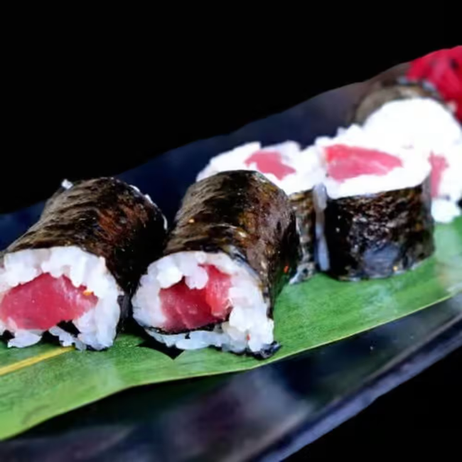Tuna Roll (6)