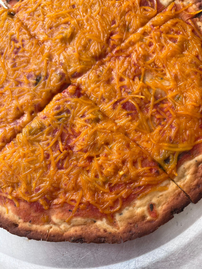 Personal Vegan Cauliflower Pizza - Pizza
