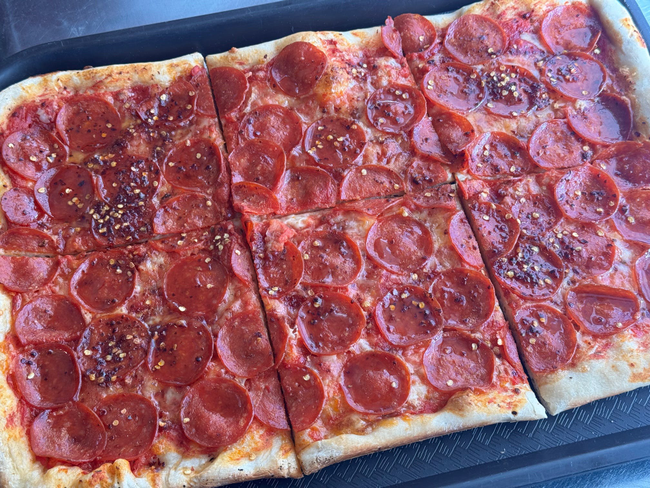 Spicy Honey Pepperoni Pizza - Personal 12''