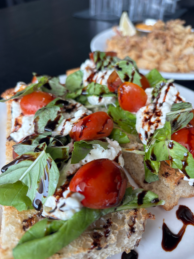 Caprese Flatbread