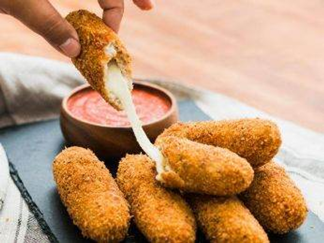 Mozz Sticks (5)
