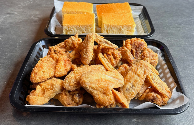 3pc Wings + Cornbread