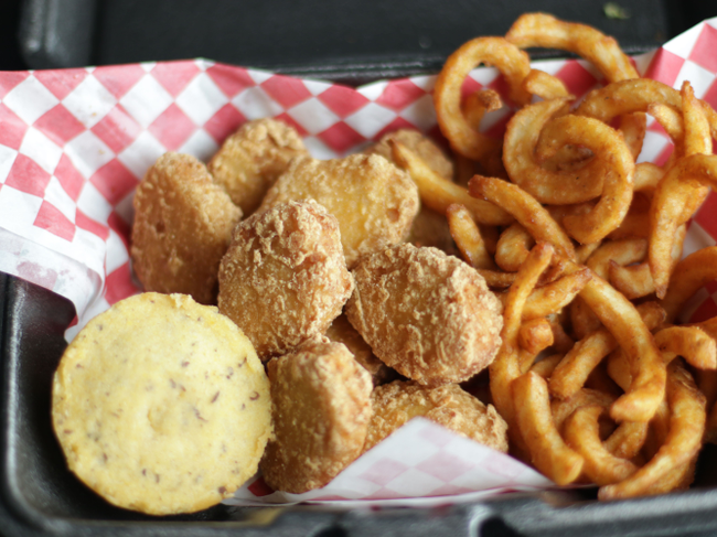 Tender "T" 5 Piece Chicken Nugget Meal