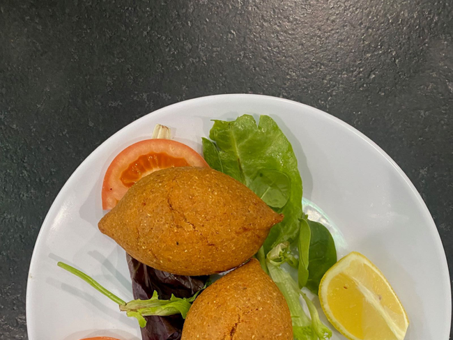 Stuffed Meat Ball (Icli Kofte 2pcs)