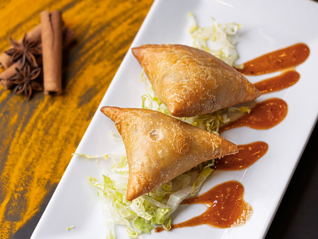 SPV3. Vegetable Samosa