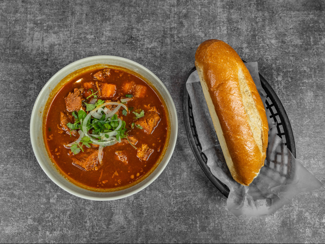 *Beef Stew With Bread*