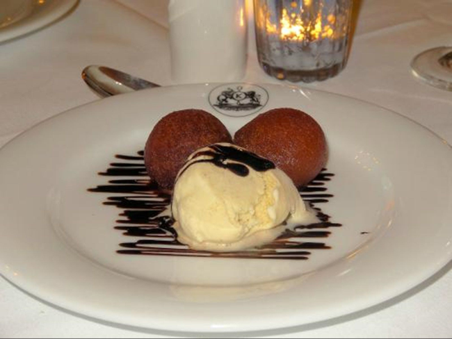 Gulab Jamun with ice-cream