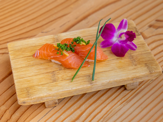 Salmon Nigiri
