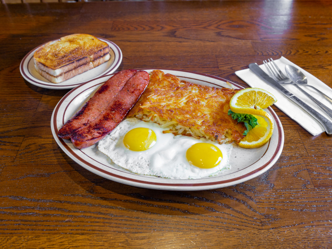 9. German Sausage & Eggs