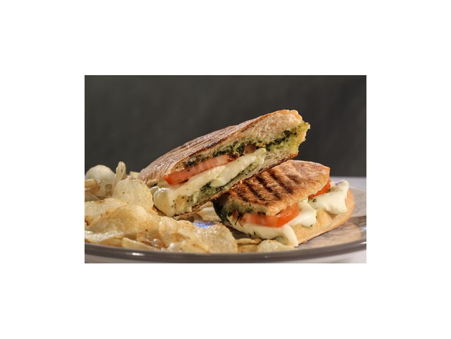 Caprese Melt (VEGATERIAN)