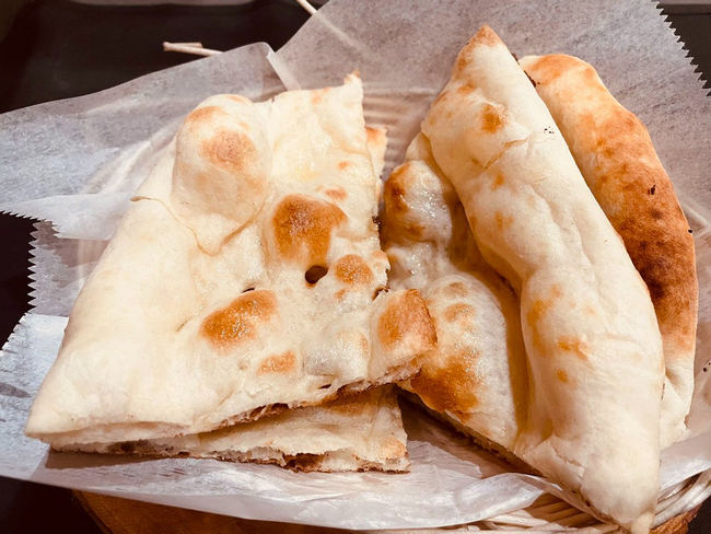 BR1. Butter Naan