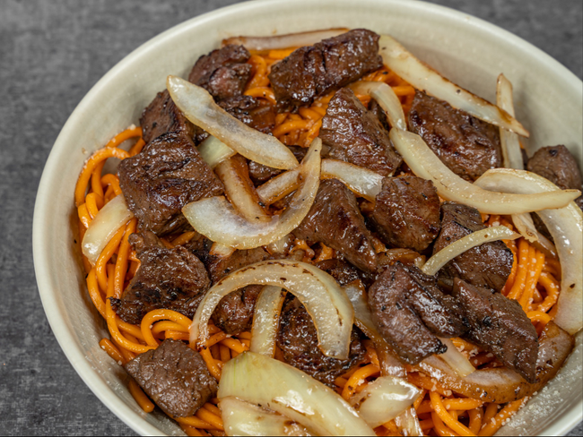 Shaken Beef Garlic Noodles