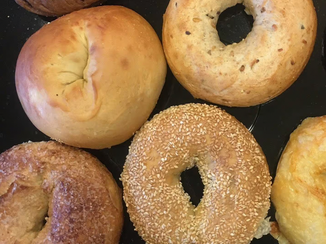 Bagel W/Cinnamon Sugar
