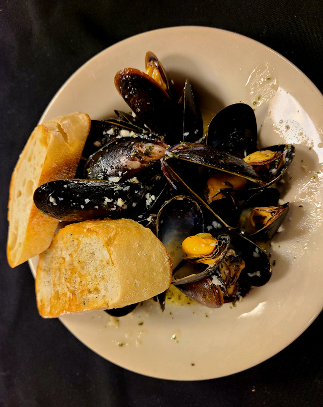 Steamed Mussels