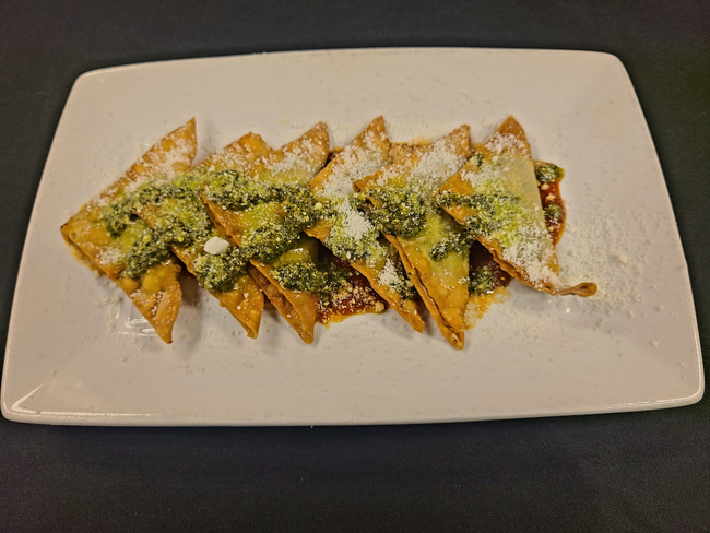 Spinach Artichoke Wontons