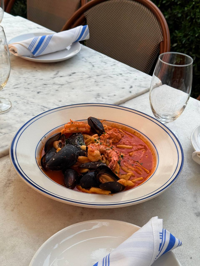 Seafood Yovetsi
