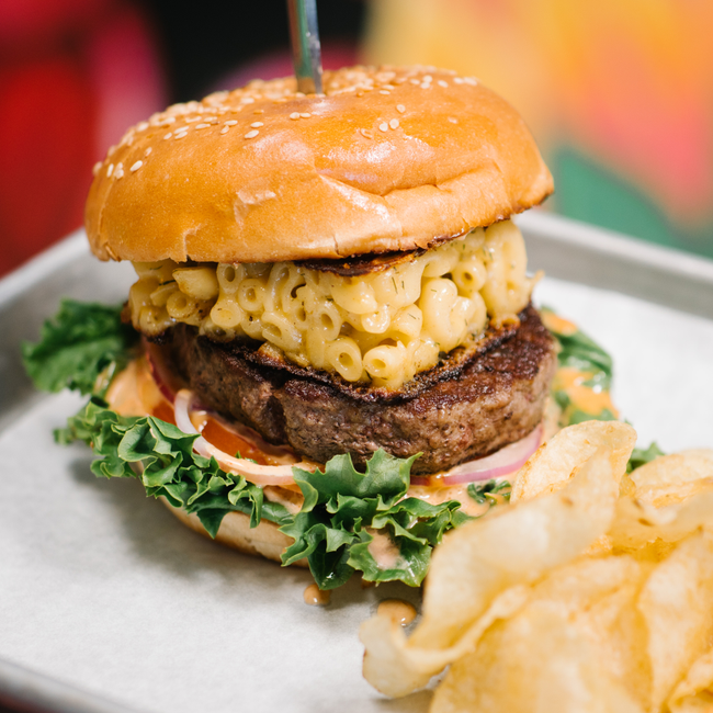 MAC & CHEESE BURGER
