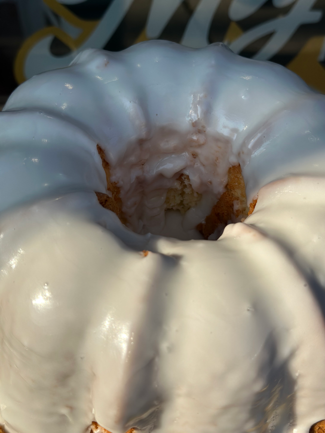 MAW MAW'S 7 FLAVOR POUND CAKE