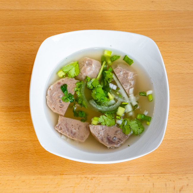12. Beef meatball soup - Súp bò viên