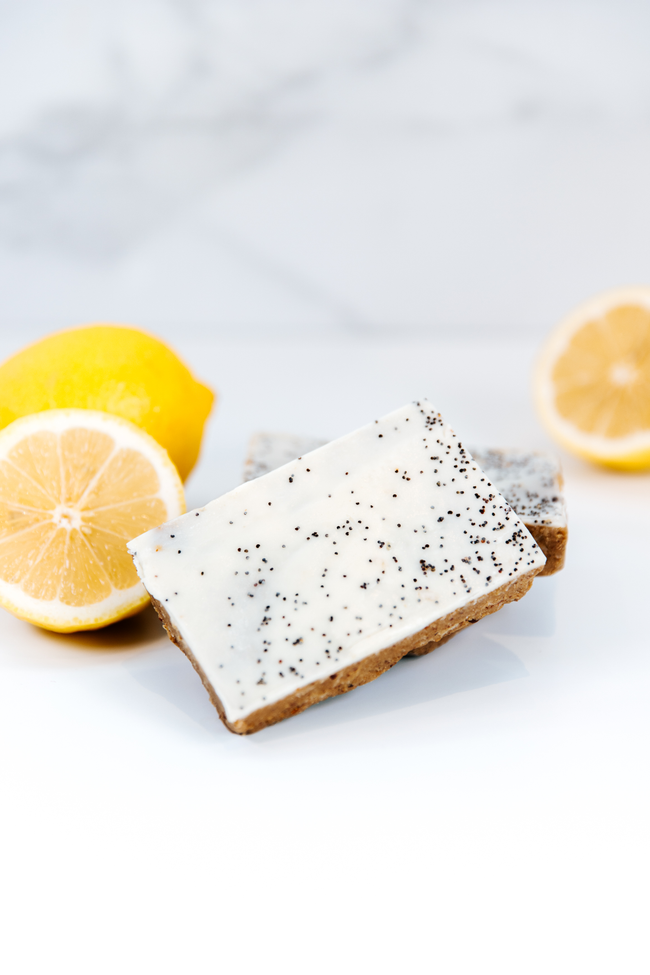 Lemon Poppyseed Bar