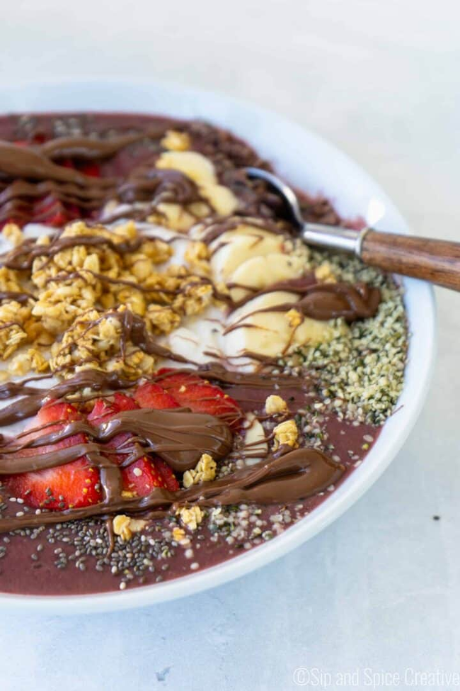 Acai Nutella Bowl