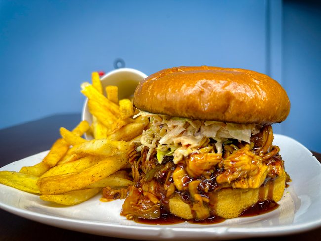 BBQ Pulled Chicken Sandwich Meal