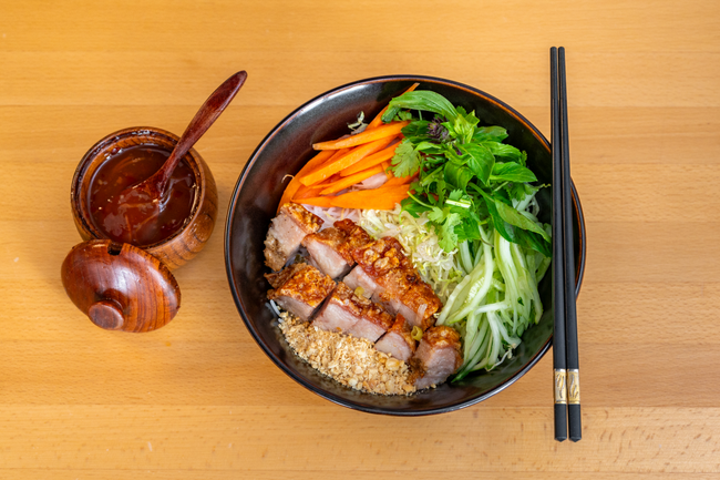 30. Crispy Pork Belly Vermicelli Bowl - Bún heo quay