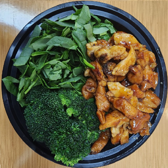 Teriyaki Chicken Quinoa Bowl