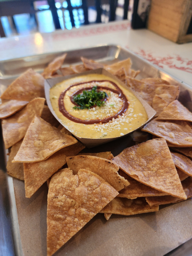 Chips & Smoky Queso