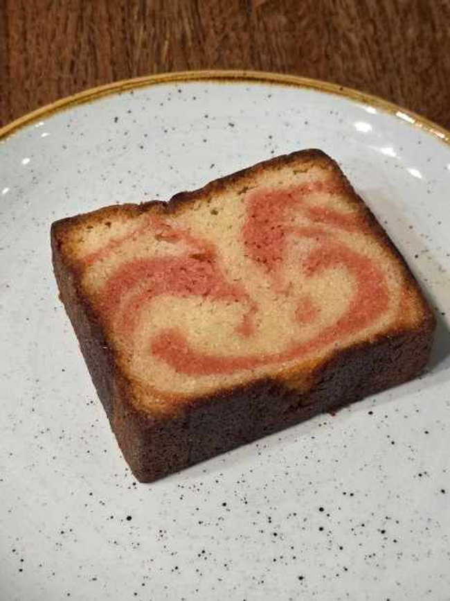 Strawberry Swirl Poundcake