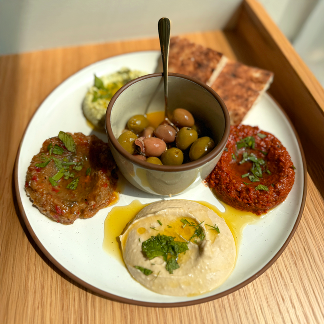 Mezze Full