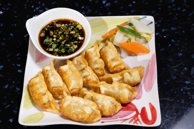 Fried Chicken Dumplings (10) | 雞肉金元寶