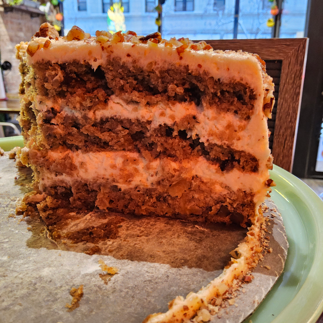 HUMMINGBIRD CAKE (SLICE)