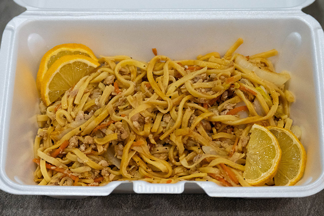 Pancit Canton (Filipino Chow Mein)