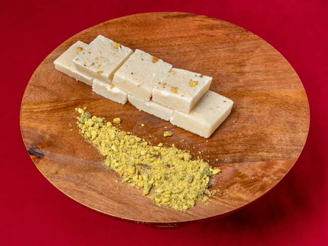 KHOYA BURFI PISTA 1 LB.