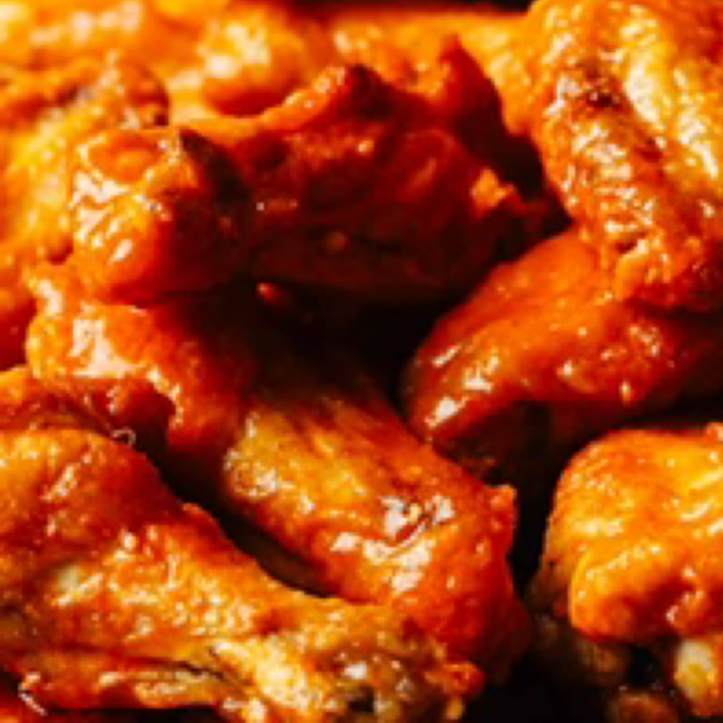 Buffalo Hot Wings & Fries (8) Combo