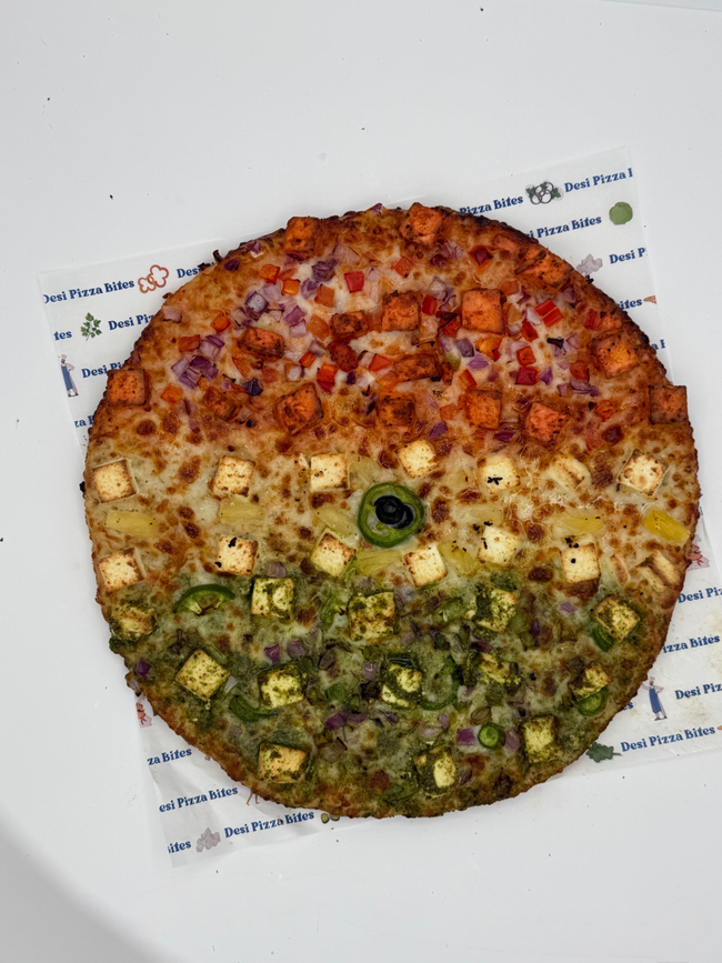 Tri- color Chicken Pizza
