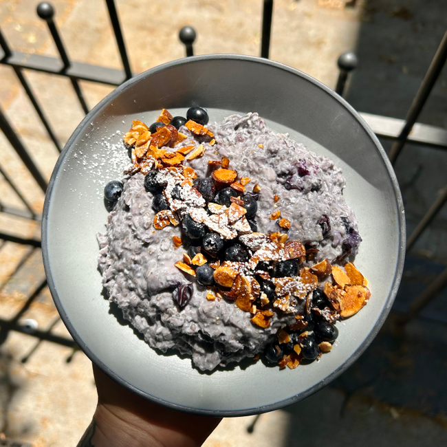 Blueberry Chia Overnight Oats