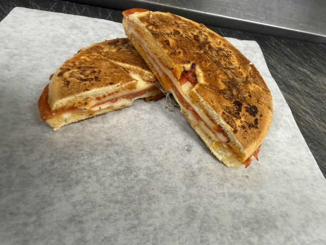 Bagel Pizza Melt