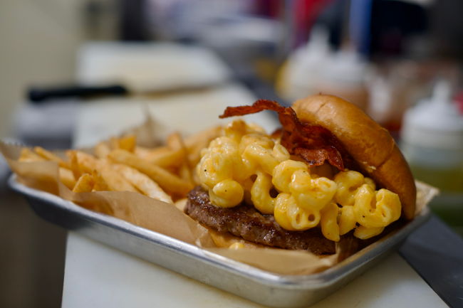 Mac N Cheese Burger