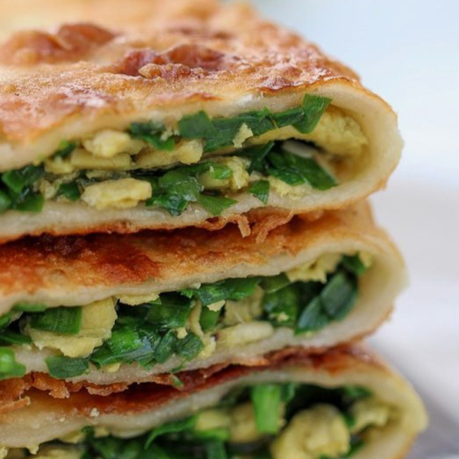 Chives Empanada